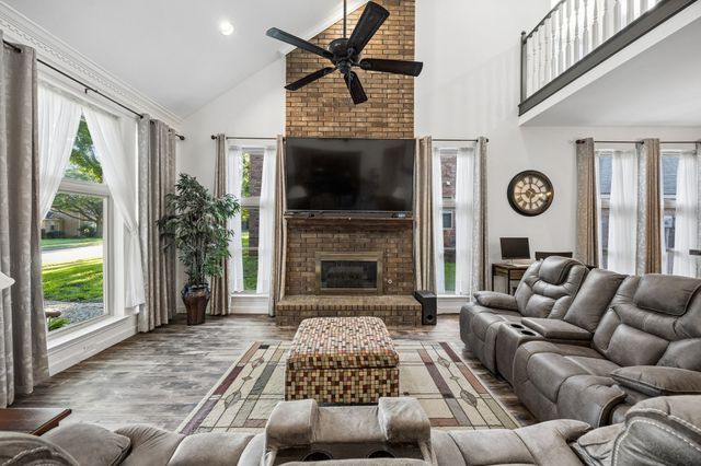 9105 Clearlake Drive, Rowlett, TX 75088