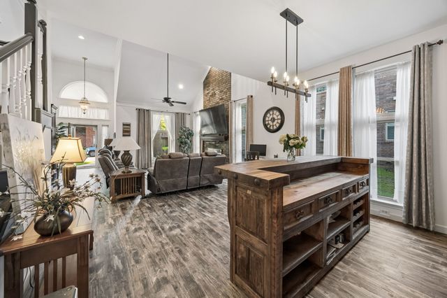 9105 Clearlake Drive, Rowlett, TX 75088