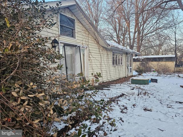 1054 WATER GAP LN, Dauphin, PA 17018