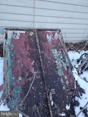 1054 WATER GAP LN, Dauphin, PA 17018