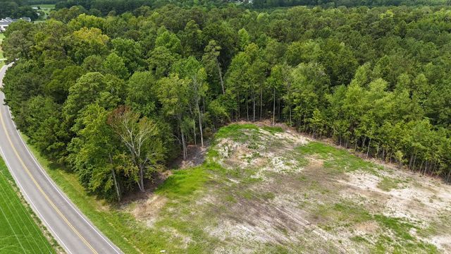 380 Brunson Spring Rd., Galivants Ferry, SC 29544