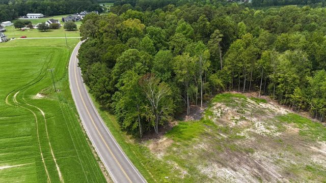 380 Brunson Spring Rd., Galivants Ferry, SC 29544