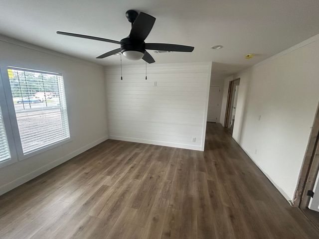 380 Brunson Spring Rd., Galivants Ferry, SC 29544