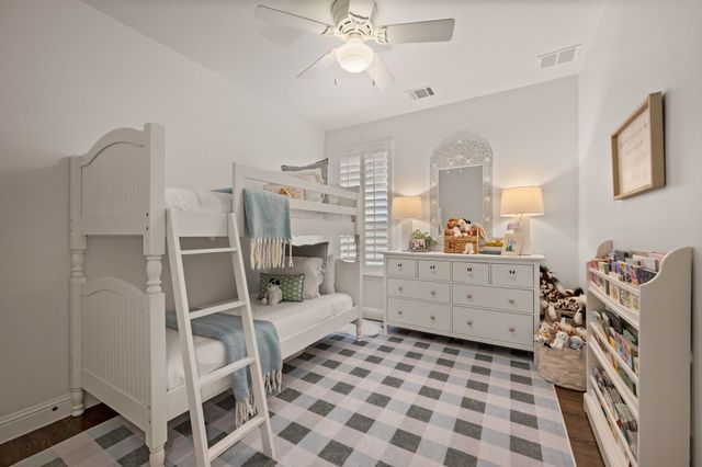 15500 Pioneer Bluff Trail, Fort Worth, TX 76262