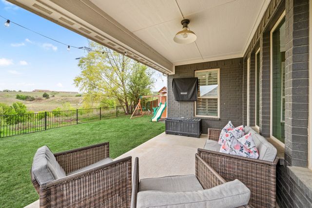 15500 Pioneer Bluff Trail, Fort Worth, TX 76262