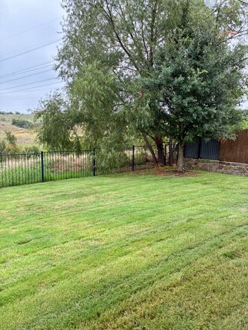 15500 Pioneer Bluff Trail, Fort Worth, TX 76262