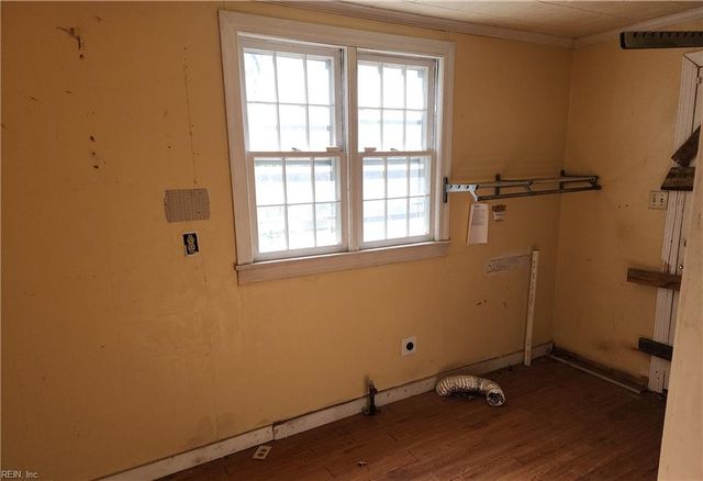 238 Broad ST, Portsmouth, VA 23707