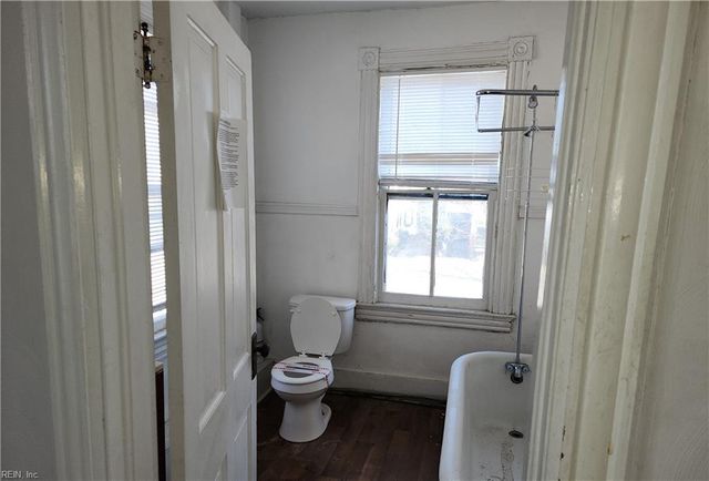 238 Broad ST, Portsmouth, VA 23707