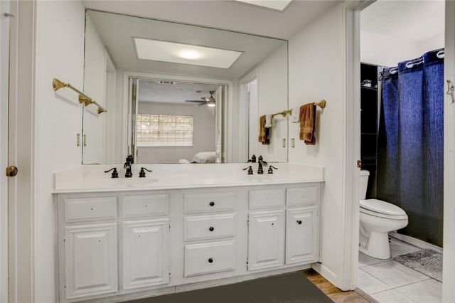 3111 West Creek Club Drive Drive, Missouri City, TX 77459