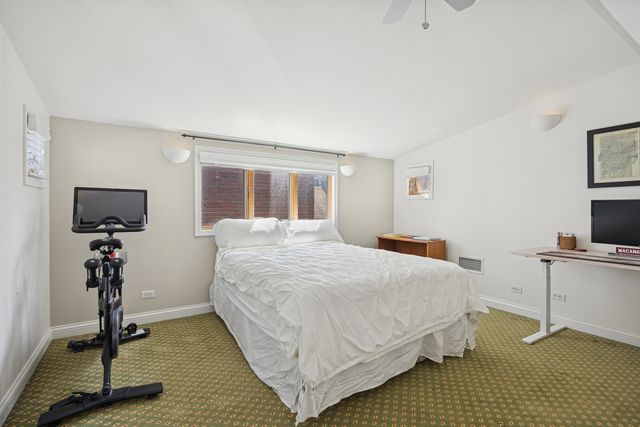 1065 N Marshfield Avenue 2, Chicago, IL 60622