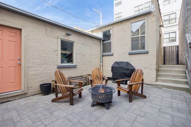 1065 N Marshfield Avenue 2, Chicago, IL 60622