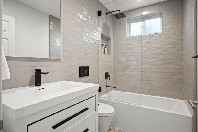610 Lakeview Way, Redwood City, CA 94062