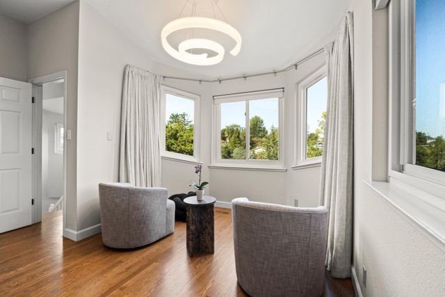 610 Lakeview Way, Redwood City, CA 94062