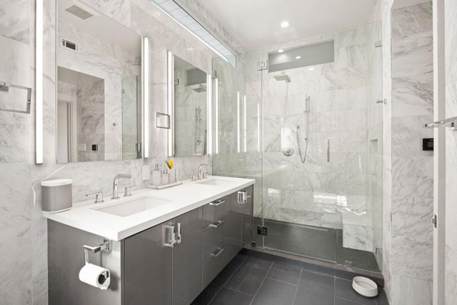 610 Lakeview Way, Redwood City, CA 94062