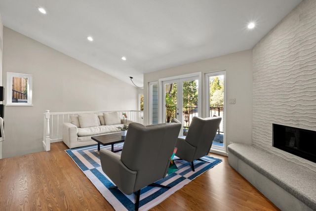 610 Lakeview Way, Redwood City, CA 94062