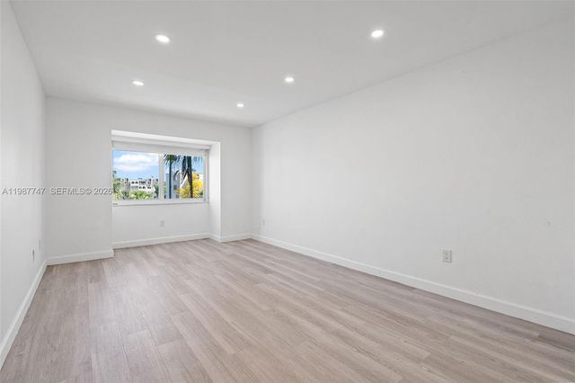 7765 SW 86th St F2-303, Miami, FL 33143