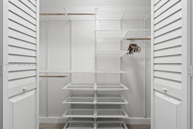 7765 SW 86th St F2-303, Miami, FL 33143