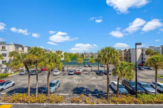 7765 SW 86th St F2-303, Miami, FL 33143