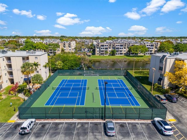 7765 SW 86th St F2-303, Miami, FL 33143