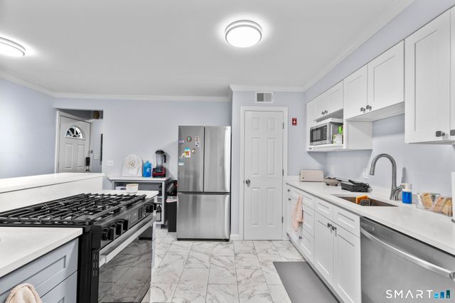 366 Columbus Avenue, Stratford, CT 06615