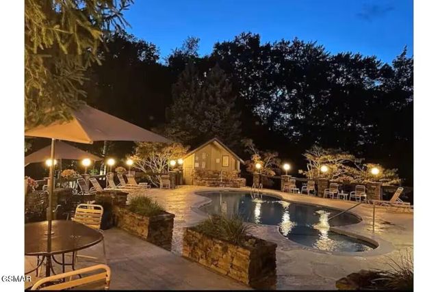 1130 Ski View Drive, Gatlinburg, TN 37738