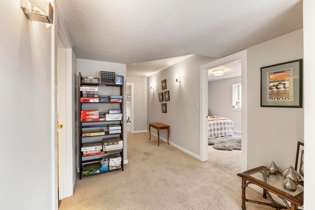 1227 W Quail Crest Ave, Spokane, WA 99224