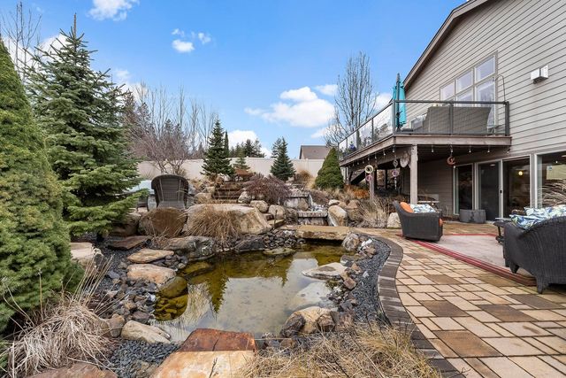 1227 W Quail Crest Ave, Spokane, WA 99224