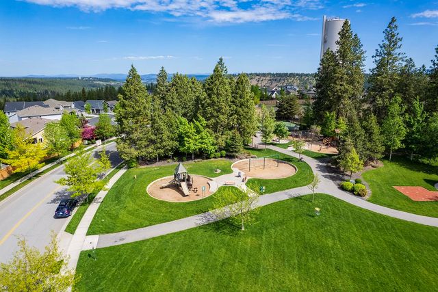 1227 W Quail Crest Ave, Spokane, WA 99224