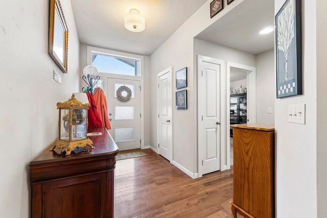 1227 W Quail Crest Ave, Spokane, WA 99224