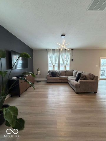 19994 Edwick Drive, Westfield, IN 46074