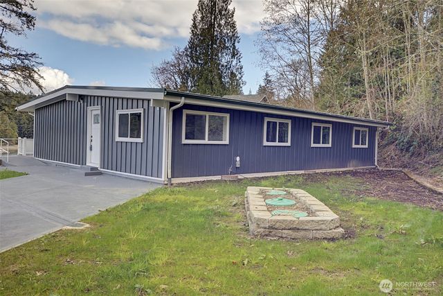 9406 Glencove Road NW, Gig Harbor, WA 98329