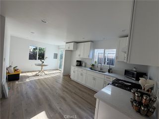 1621 S Diamond, Santa Ana, CA 92704