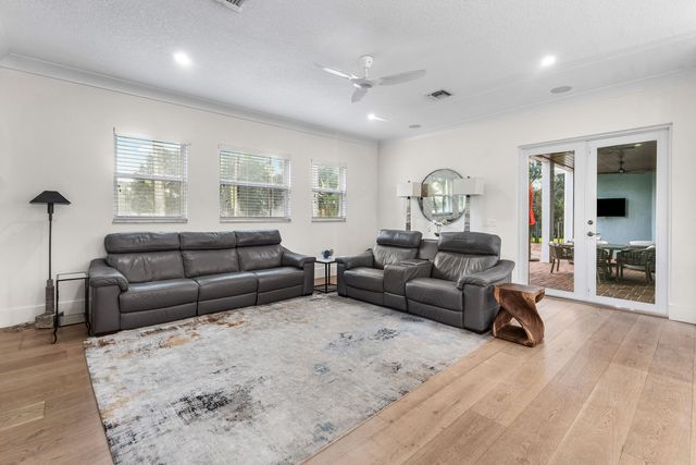 2952 SW Buena Vista Drive, Palm City, FL 34990
