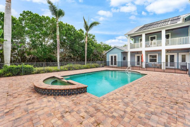 2952 SW Buena Vista Drive, Palm City, FL 34990
