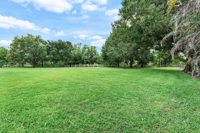 2952 SW Buena Vista Drive, Palm City, FL 34990