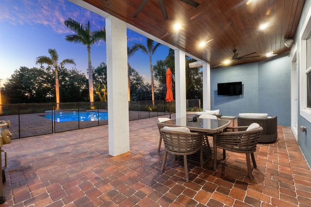 2952 SW Buena Vista Drive, Palm City, FL 34990