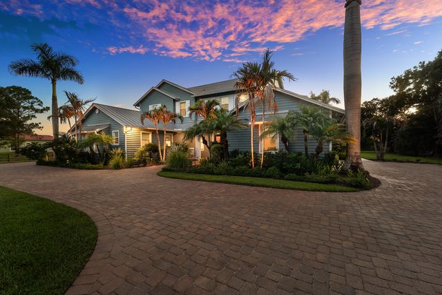 2952 SW Buena Vista Drive, Palm City, FL 34990