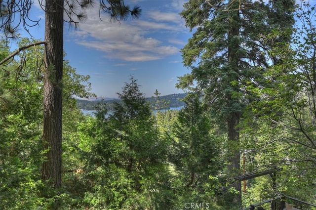 515 View, Lake Arrowhead, CA 92352