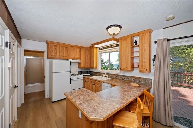 515 View, Lake Arrowhead, CA 92352