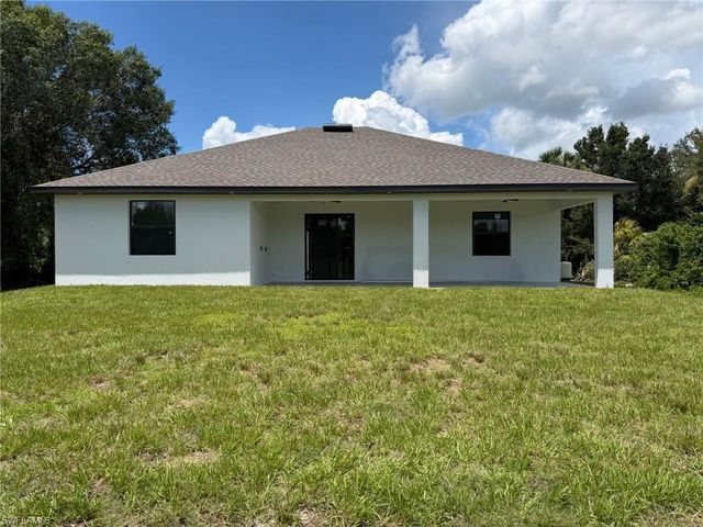 6042 Langdon AVE, Fort Myers, FL 33905