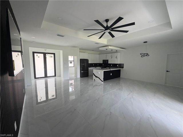 6042 Langdon AVE, Fort Myers, FL 33905