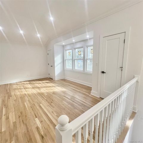 79 Railroad Street, Greenlawn, NY 11740