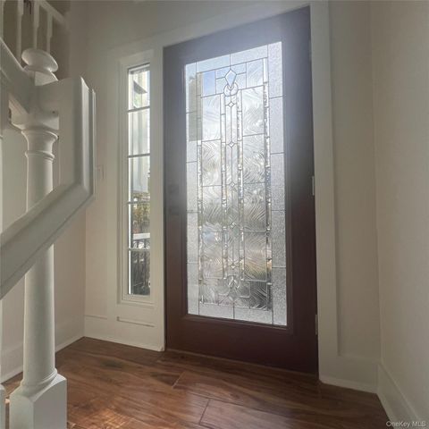 79 Railroad Street, Greenlawn, NY 11740