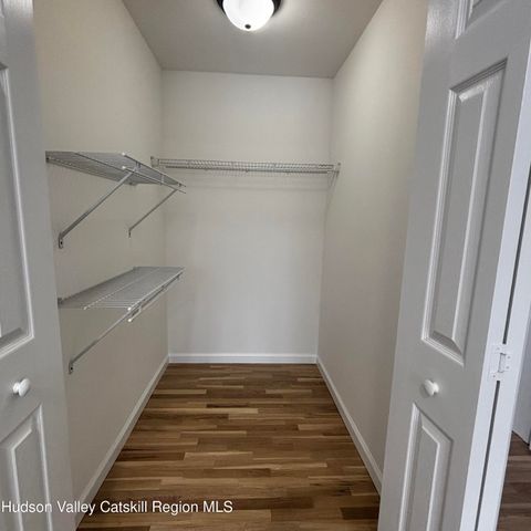 35 Pioneer Road, Gardiner, NY 12525