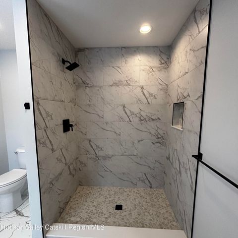 35 Pioneer Road, Gardiner, NY 12525