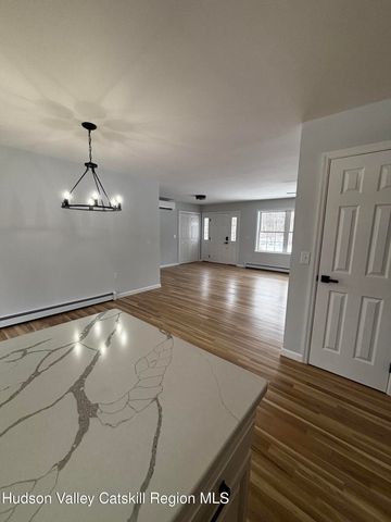 35 Pioneer Road, Gardiner, NY 12525