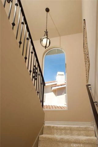 1595 E Avenida De Las Flores, Thousand Oaks, CA 91362