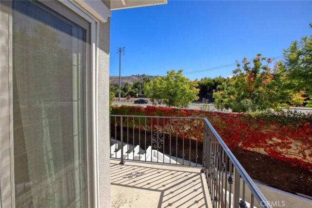 1595 E Avenida De Las Flores, Thousand Oaks, CA 91362