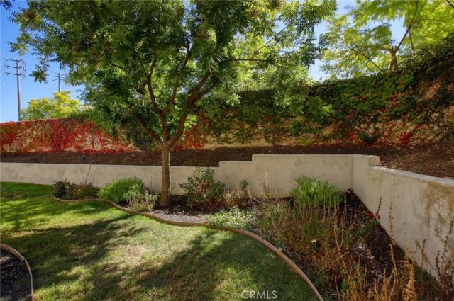 1595 E Avenida De Las Flores, Thousand Oaks, CA 91362