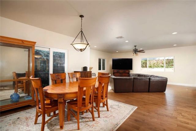 1595 E Avenida De Las Flores, Thousand Oaks, CA 91362